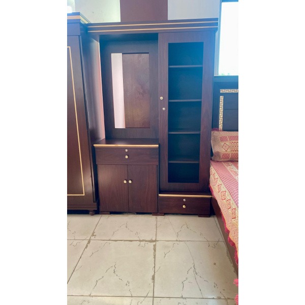 Sheesham Lasani Almirahi