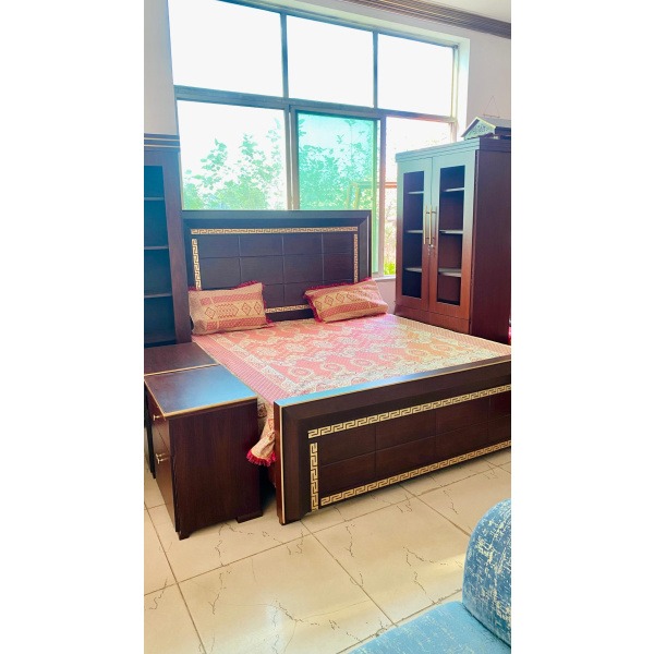 Sheesham Lasani Almirahi